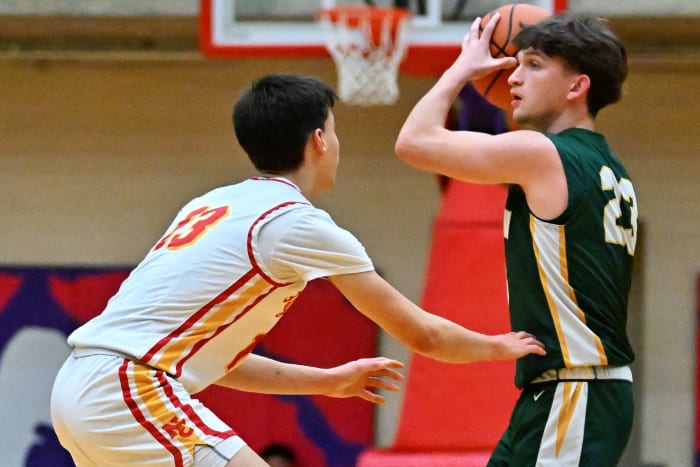 a Putnam North Eugene 5A Oregon boys basketball quarterfinal 2024 Leon Neuschwander 20